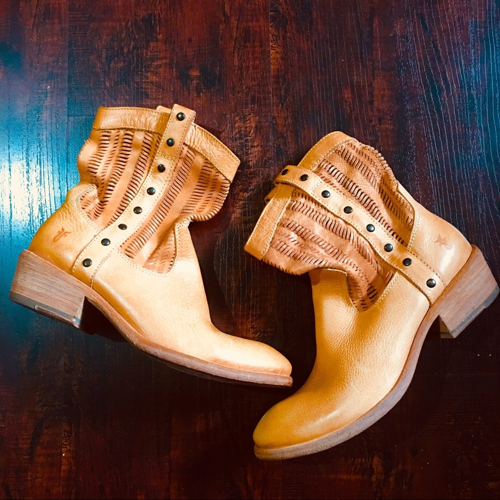 🆕❤️Frye new boots❤️new